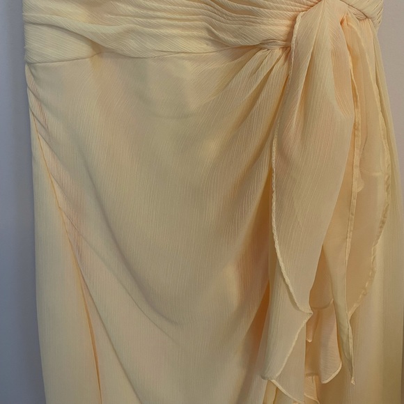 David’s Bridal Yellow size 14 Bridesmaid Dress - Picture 9 of 10